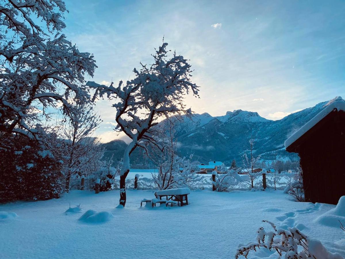 Chalet Happy Family, Secluded Location, 15 Min To Salzburg And Just Short To T Lakes Sound Of Music, Bbq&Bikes&Sunbeds For Free, Up To 14P غولنغ ان دير سالزا المظهر الخارجي الصورة