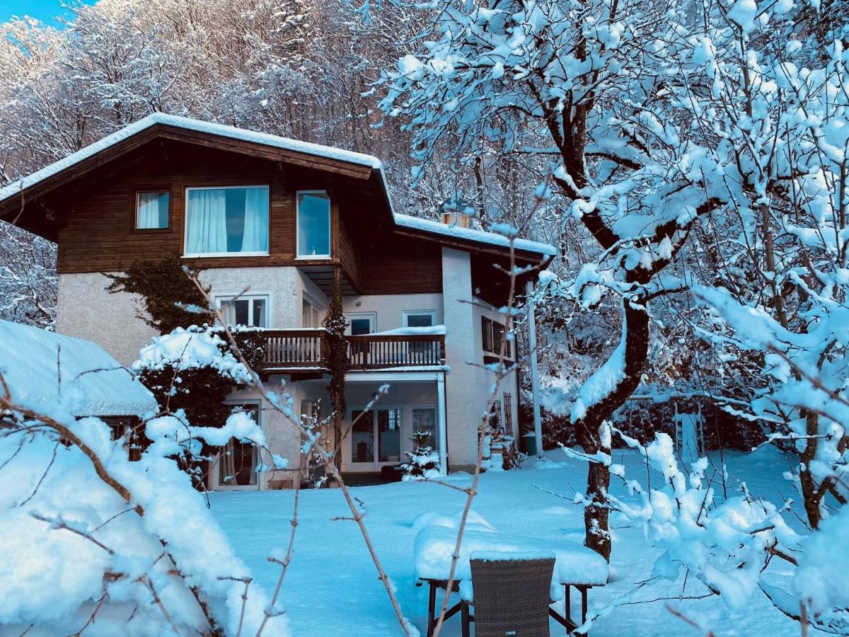Chalet Happy Family, Secluded Location, 15 Min To Salzburg And Just Short To T Lakes Sound Of Music, Bbq&Bikes&Sunbeds For Free, Up To 14P غولنغ ان دير سالزا المظهر الخارجي الصورة