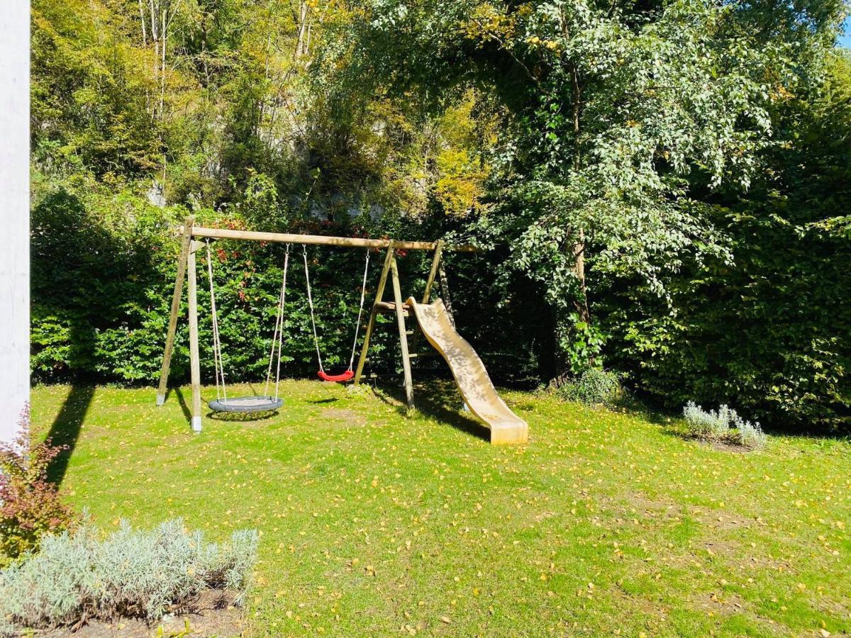 Chalet Happy Family, Secluded Location, 15 Min To Salzburg And Just Short To T Lakes Sound Of Music, Bbq&Bikes&Sunbeds For Free, Up To 14P غولنغ ان دير سالزا المظهر الخارجي الصورة