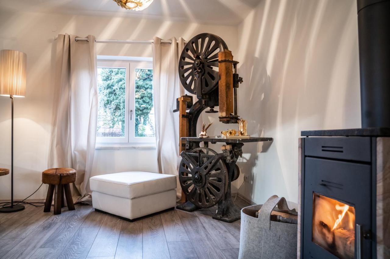 Chalet Happy Family, Secluded Location, 15 Min To Salzburg And Just Short To T Lakes Sound Of Music, Bbq&Bikes&Sunbeds For Free, Up To 14P غولنغ ان دير سالزا المظهر الخارجي الصورة