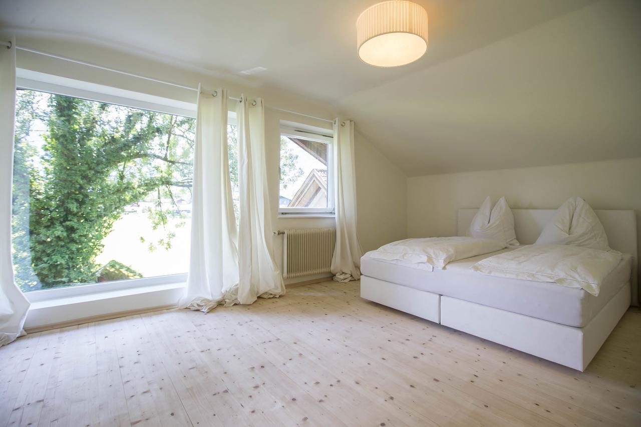 Chalet Happy Family, Secluded Location, 15 Min To Salzburg And Just Short To T Lakes Sound Of Music, Bbq&Bikes&Sunbeds For Free, Up To 14P غولنغ ان دير سالزا المظهر الخارجي الصورة